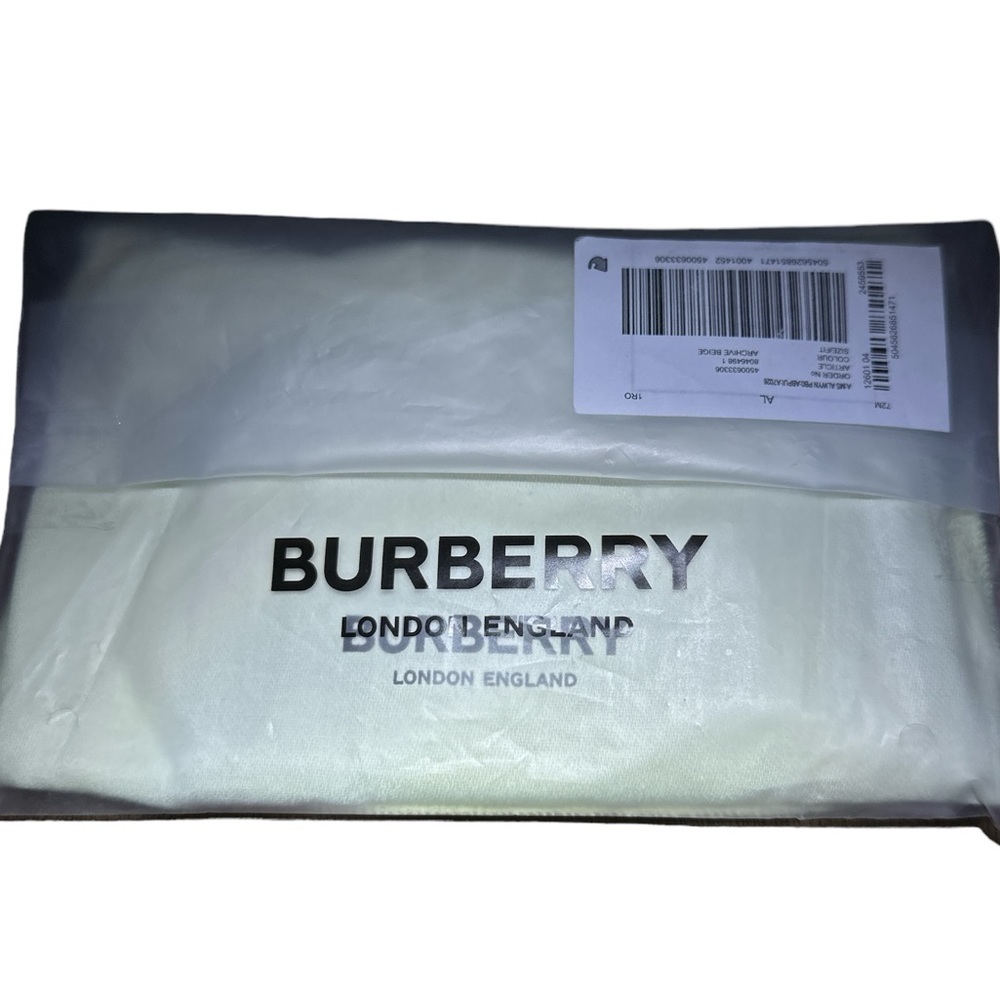 NWT Burberry Calfskin London England Print Logo Card Holder - Picture 5 of 5